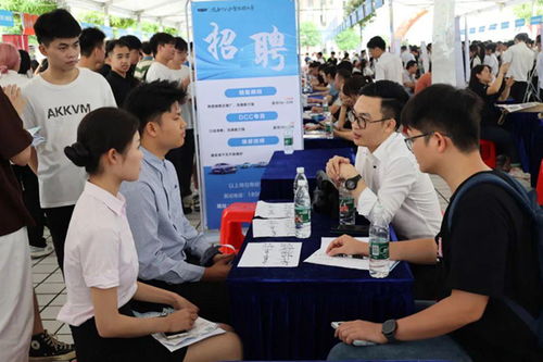 廣西交職院成功舉辦交通運輸行業校園雙選會，企業管理咨詢成新亮點